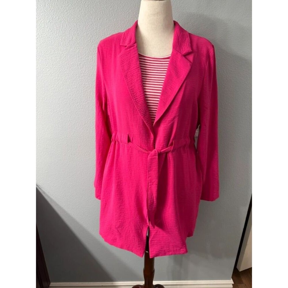 2 Piece Pink Bundle Timing Cinch Waist Blazer & BomBom Striped Top Large